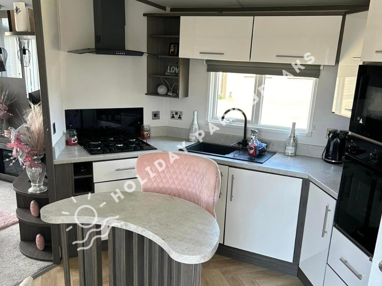 Luxury 2 Bedroom At Seal Bay Resort Selsey Luaran gambar