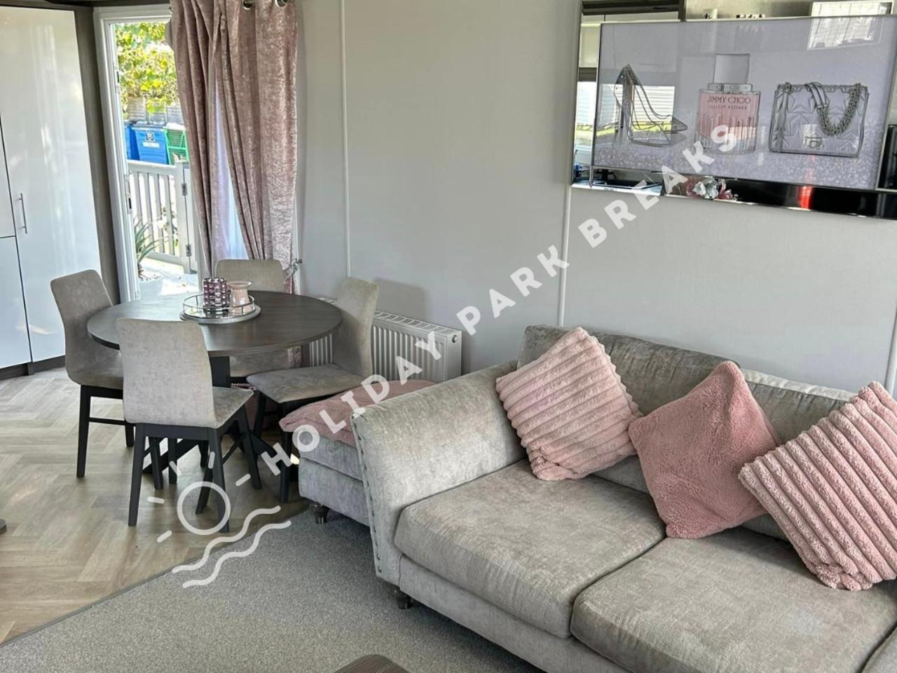 Luxury 2 Bedroom At Seal Bay Resort Selsey Luaran gambar